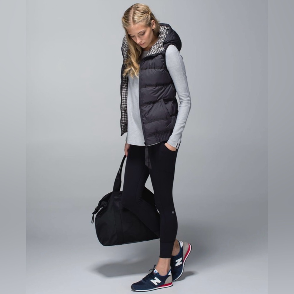 Lululemon Reversible Down Vest - image 4